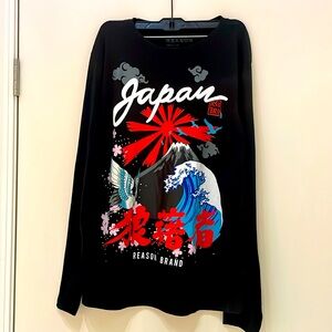 EUC, Reason Brand Japan Mens Long Sleeved T. Black. Bright Graphics. Size Med